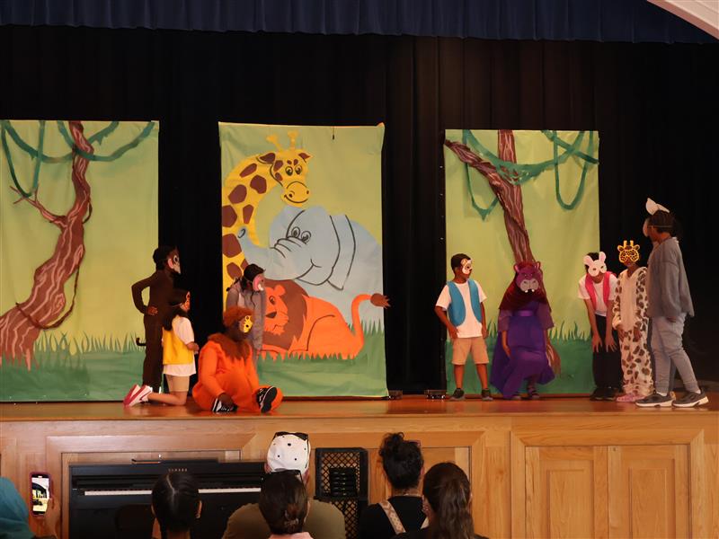 Welcome to the Jungle performed at Richmond Avenue School.