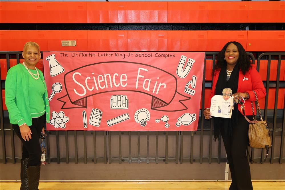 Dr. Martin Luther King Jr. School Complex Hosts Inspiring Science Fair